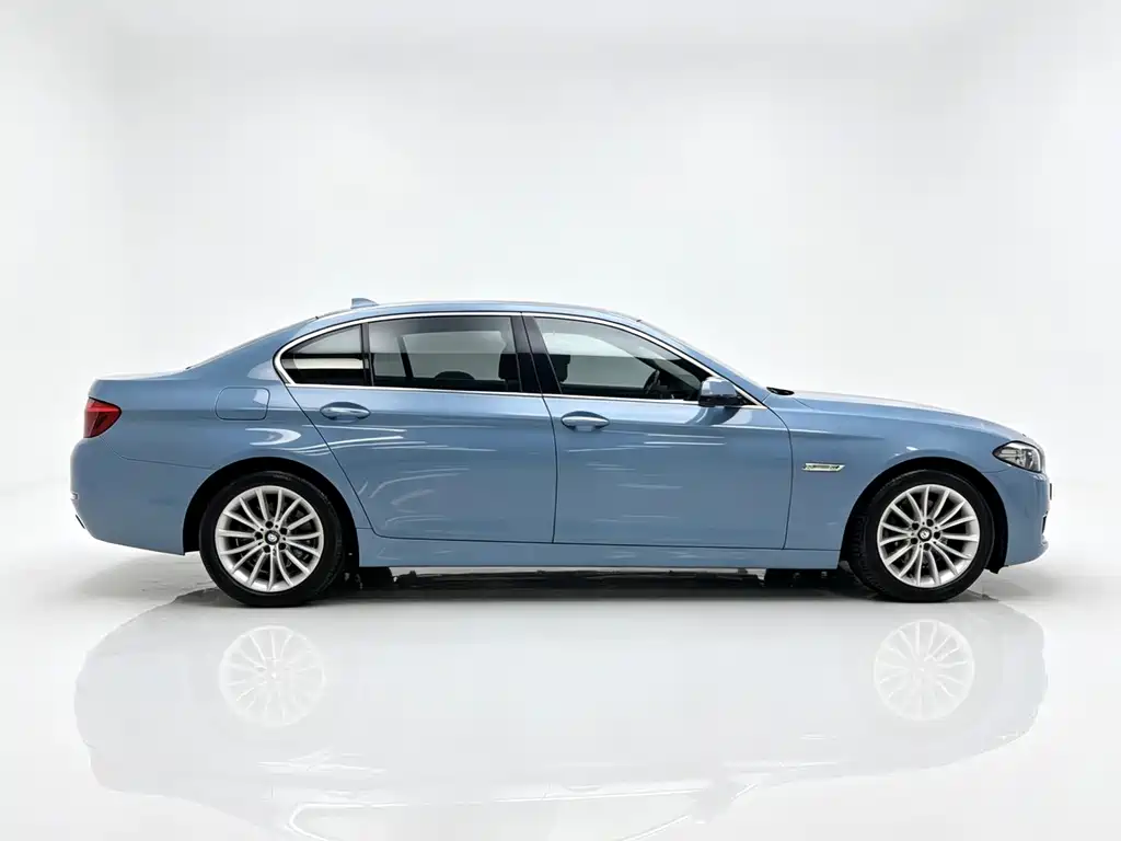 BMW 5 Series 2015 — фото 5