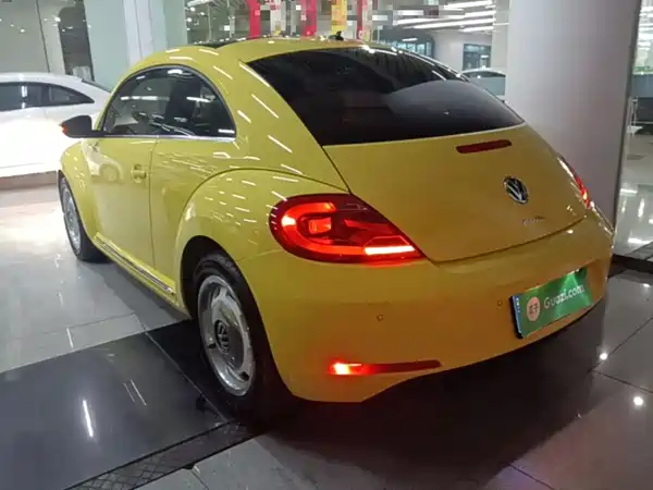 Volkswagen Beetle 2015