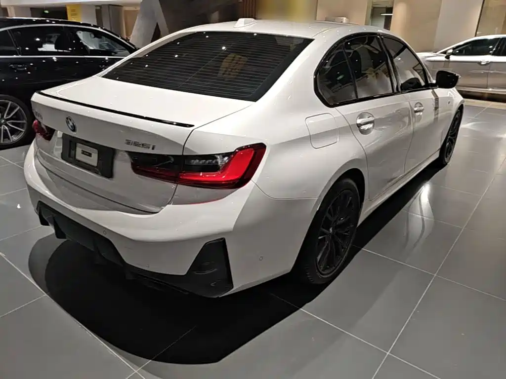 BMW 3 Series 2025