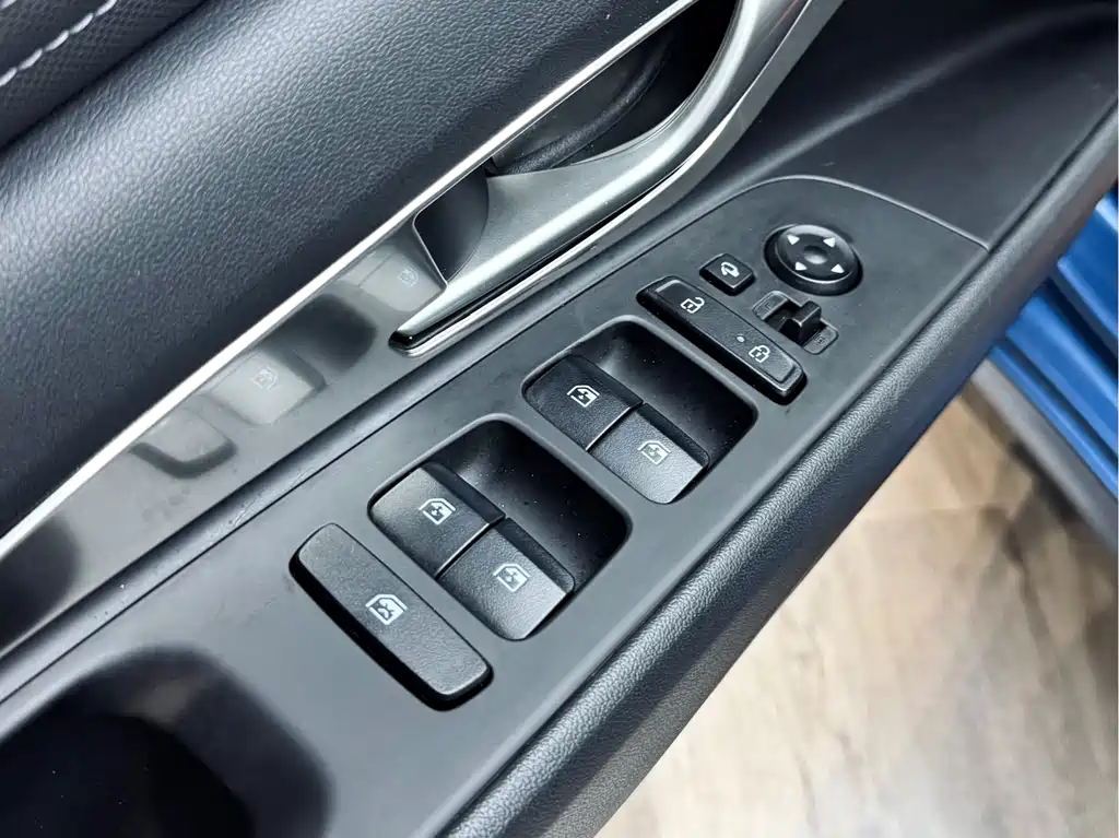 Hyundai Elantra 2021 — фото 11