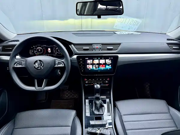 Skoda Superb 2023