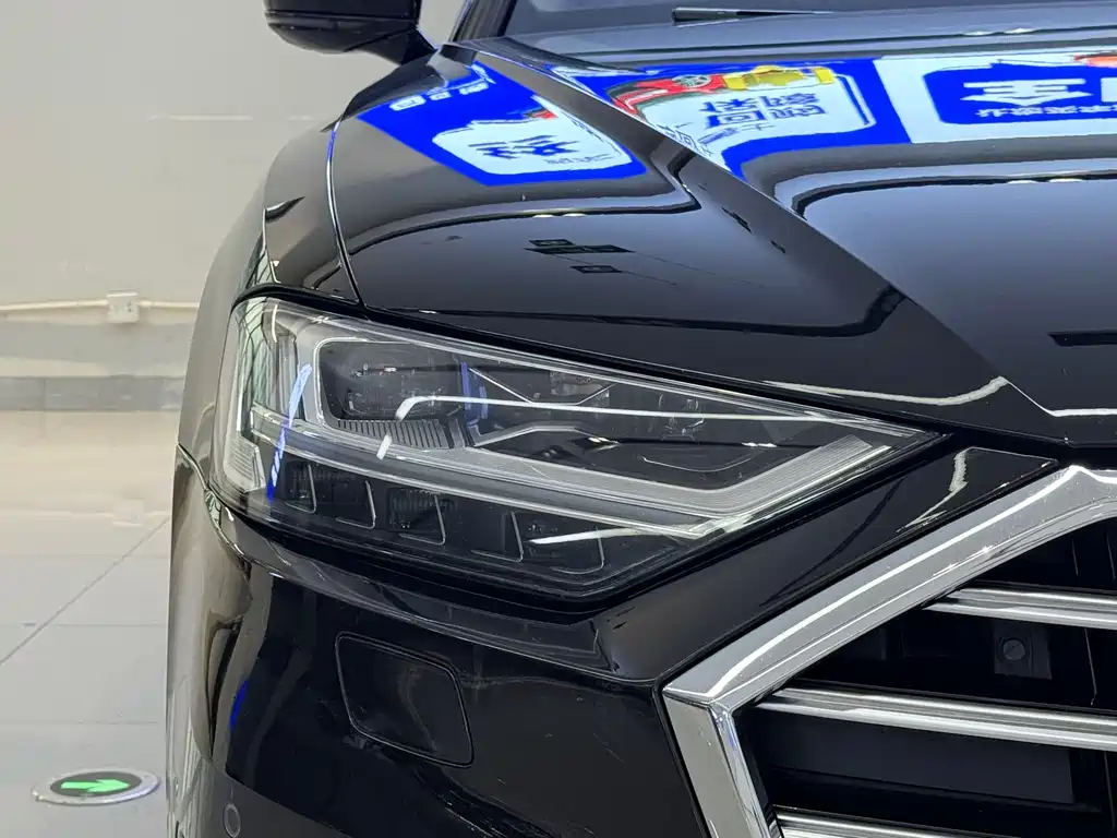Audi A8 2022
