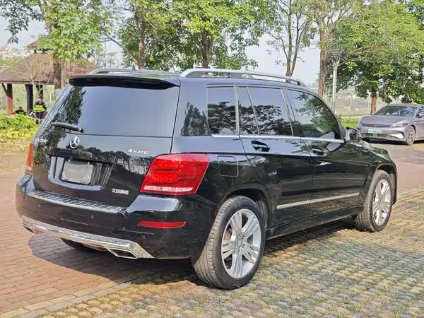 Mercedes-Benz GLK-Class 2015