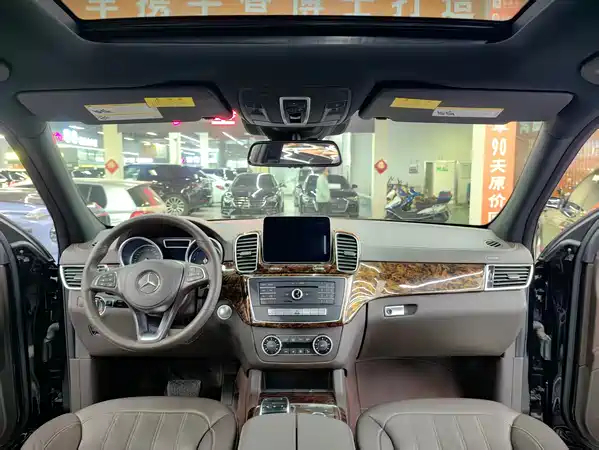 Mercedes-Benz GLS 2018