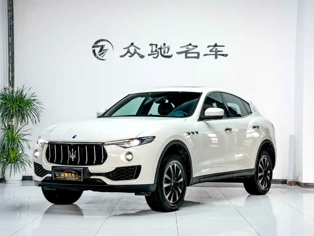 Maserati Levante 2018 — фото 1