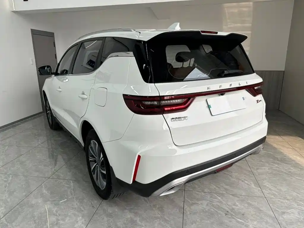 Geely Vision X6 2022