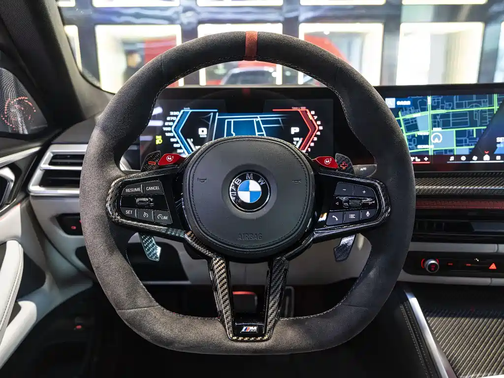 BMW M4 2025 — фото 21