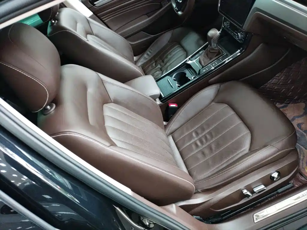 Volkswagen Phideon 2023 — фото 20