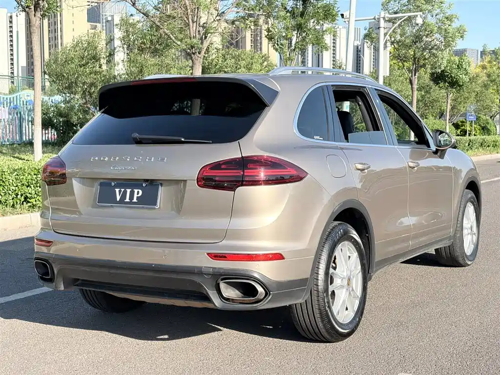 Porsche Cayenne 2017 — фото 6