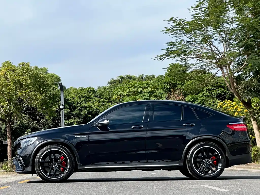 Mercedes-Benz GLC Coupe AMG 2019 — фото 7
