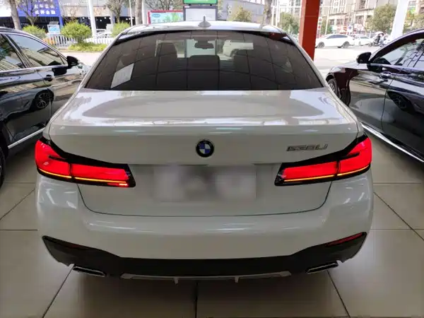BMW 5 Series 2021