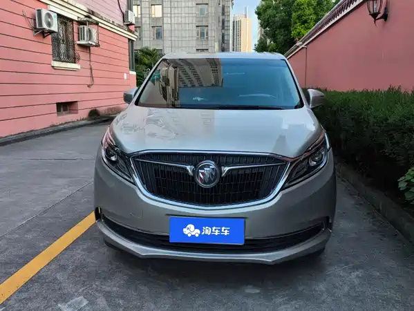 Buick GL8 2019