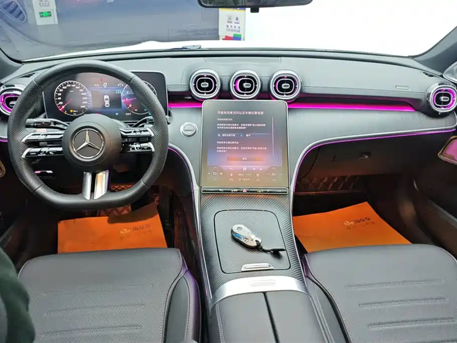 Mercedes-Benz C-Class 2024 — фото 12