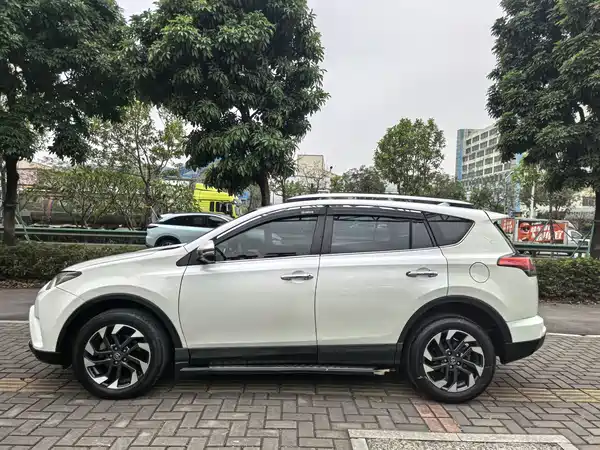 Toyota RAV4 2018