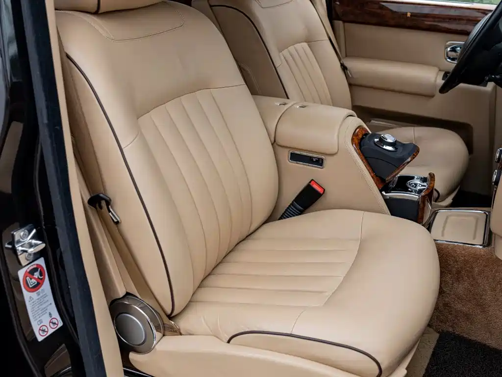 Rolls-Royce Phantom 2012 — фото 21