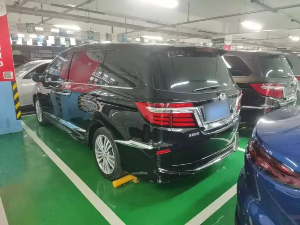 Honda Elysion 2018