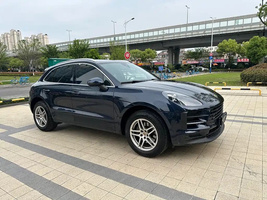 Porsche Macan 2019 — фото 2