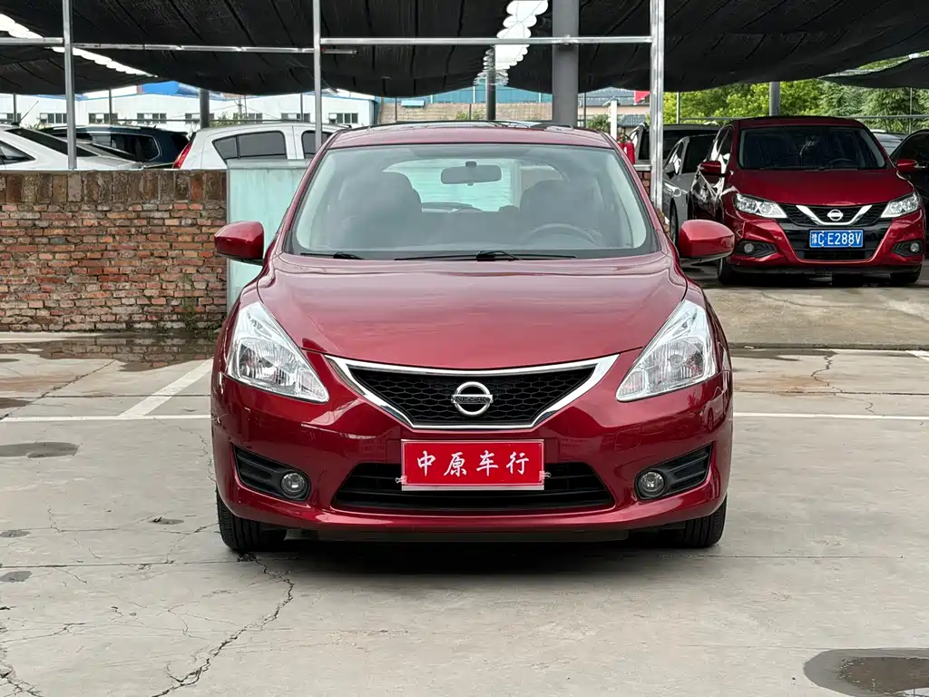 Nissan Tiida 2016 — фото 2