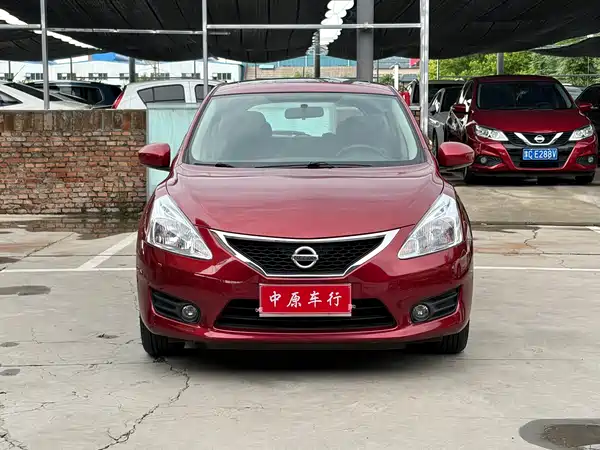Nissan Tiida 2016