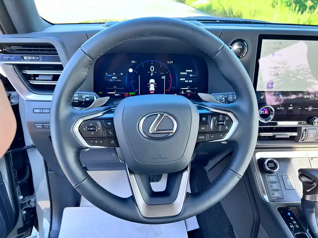 Lexus GX 2025 — фото 12