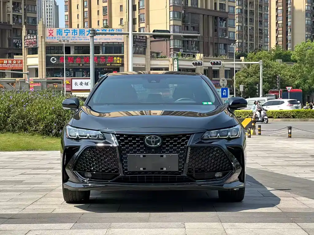 Toyota Avalon 2022 — фото 2
