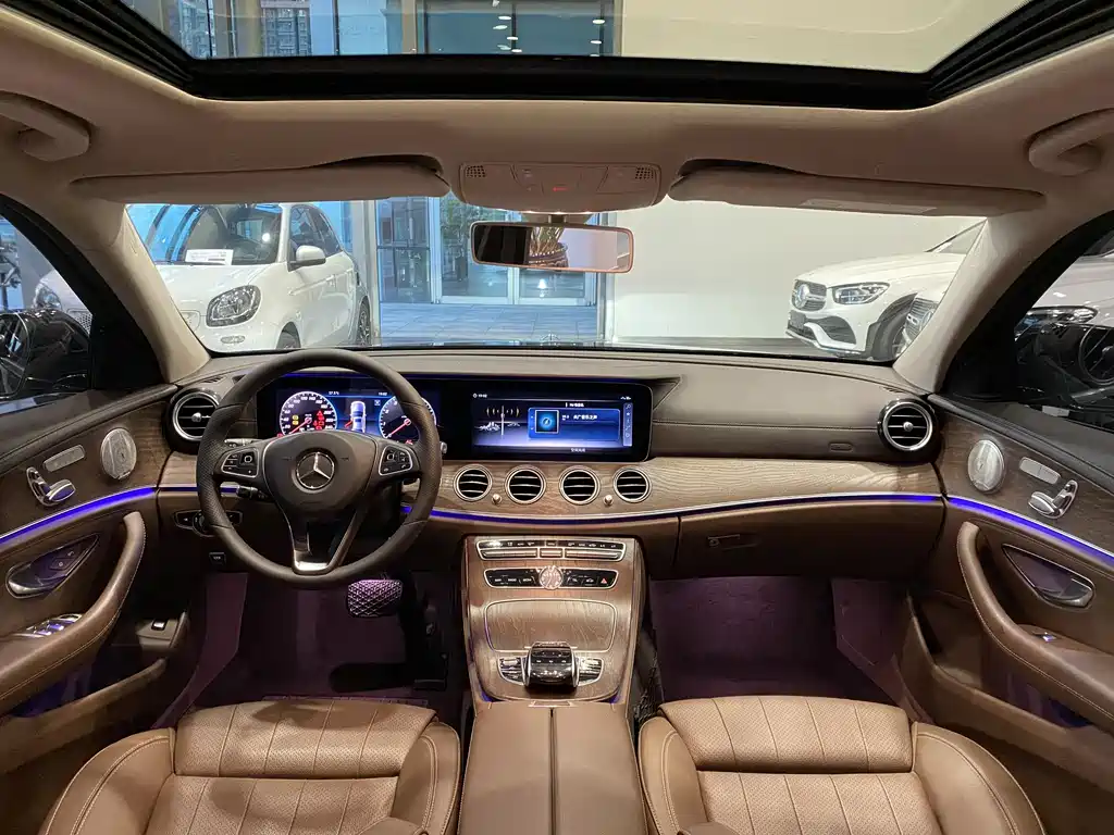 Mercedes-Benz E-Class 2018 — фото 9