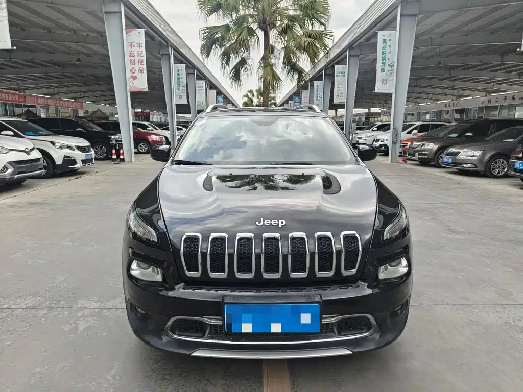Jeep Cherokee 2018 — фото 3