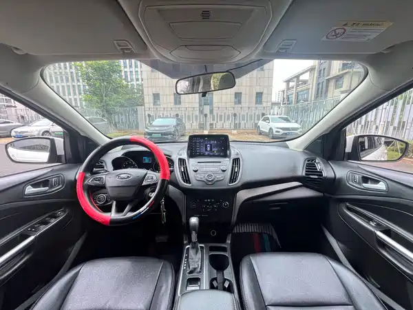 Ford Kuga 2017