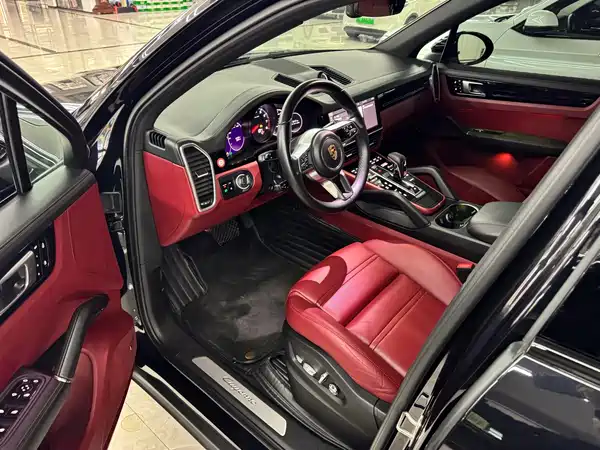 Porsche Cayenne 2019