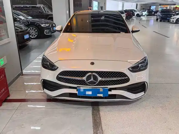 Mercedes-Benz C-Class 2021