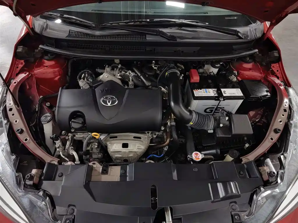 Toyota Yaris L 2022