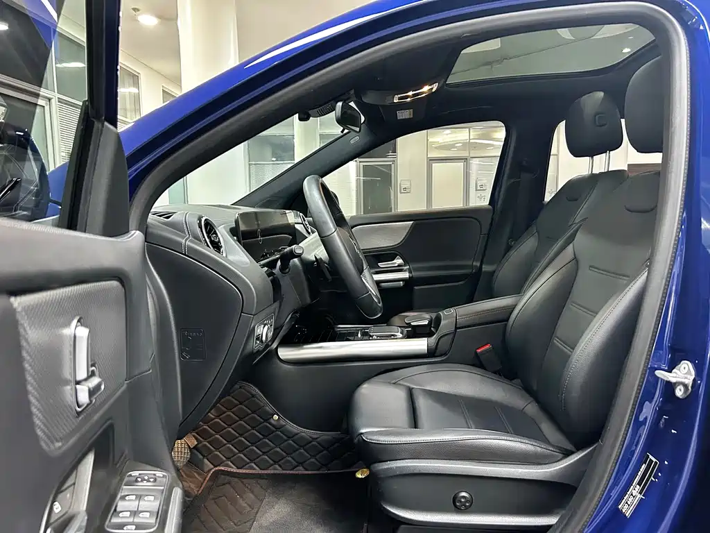 Mercedes-Benz GLA 2024 — фото 10