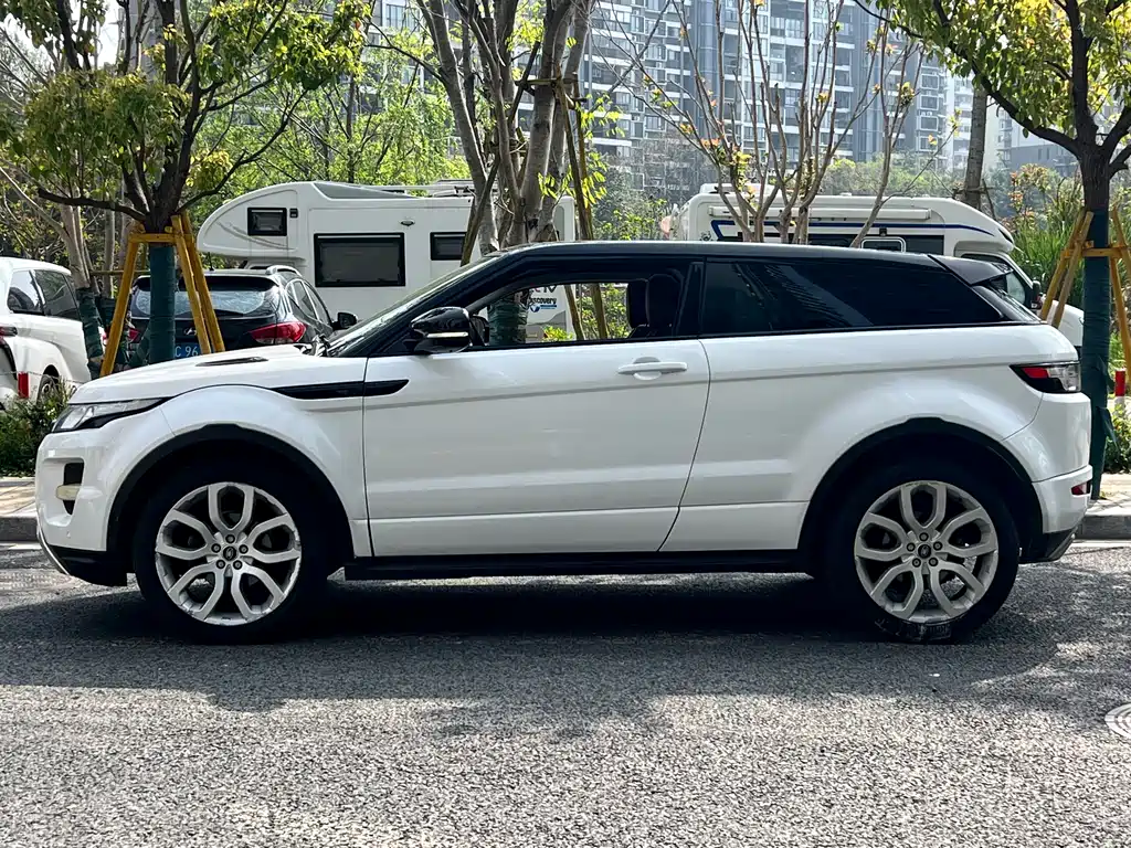 Land Rover Evoque 2013 — фото 8