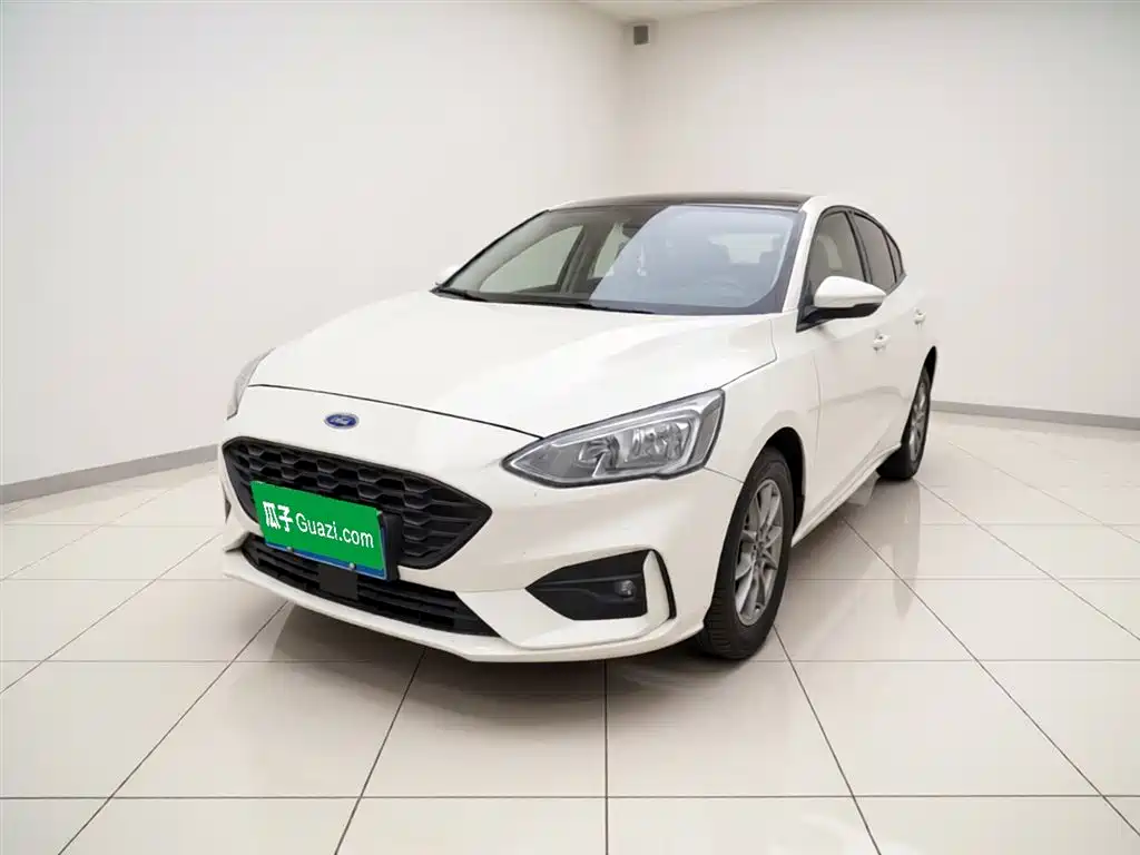 Ford Focus 2020 — фото 2