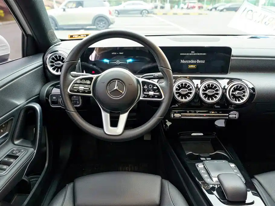 Mercedes-Benz A-Class 2020 — фото 14