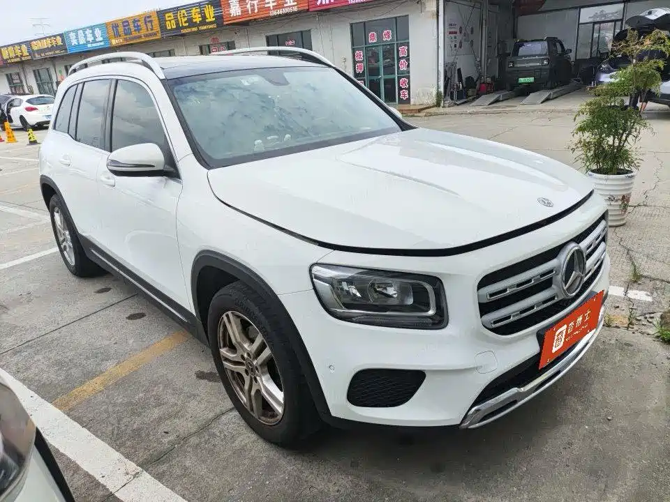 Mercedes-Benz GLB 2020