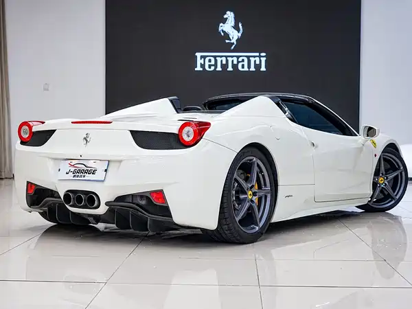 Ferrari 458 2017