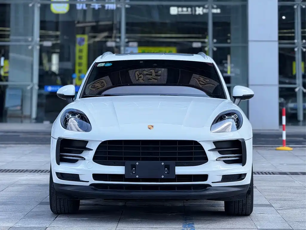 Porsche Macan 2021 — фото 2