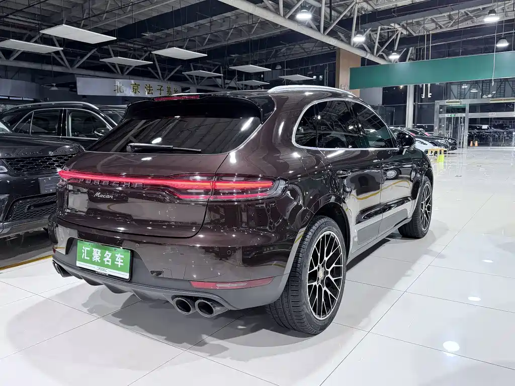 Porsche Macan 2020 — фото 20
