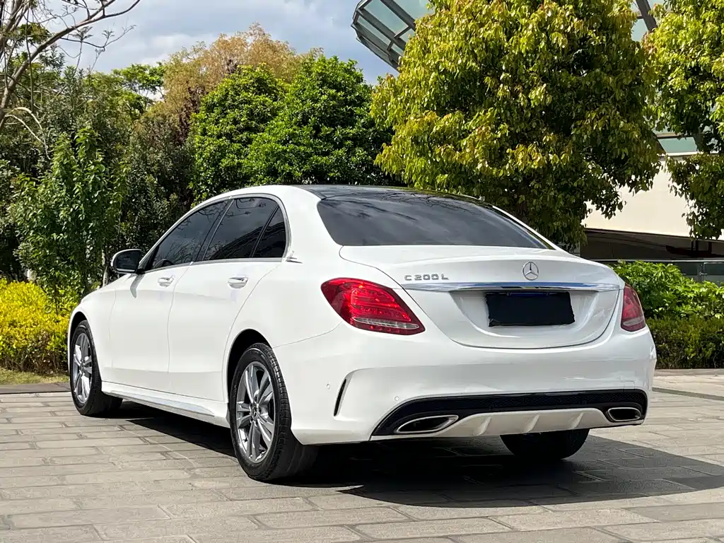 Mercedes-Benz C-Class 2018 — фото 9