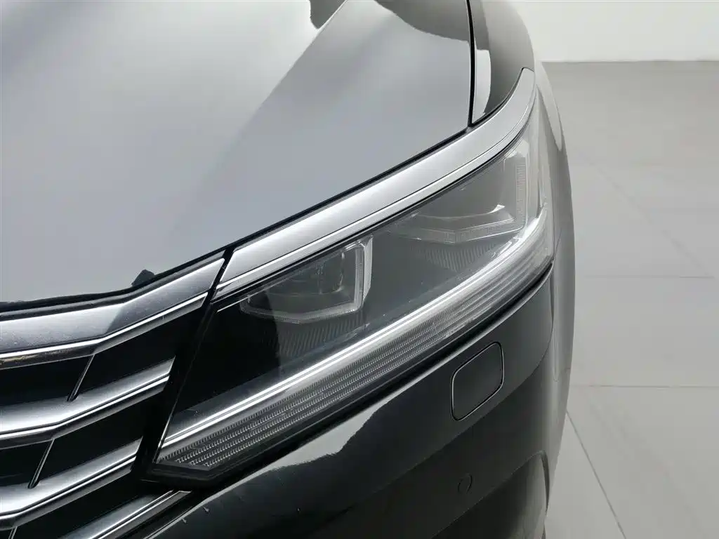 Volkswagen Passat 2017 — фото 7