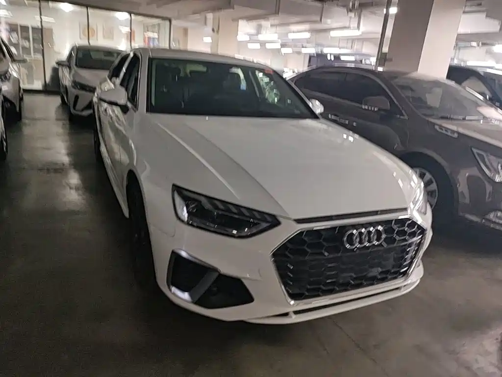 Audi A4L 2020