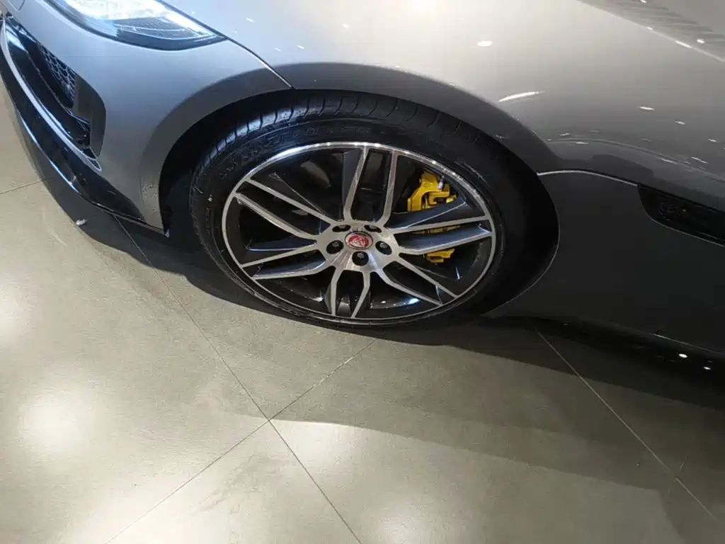 Jaguar F-TYPE 2020 — фото 23