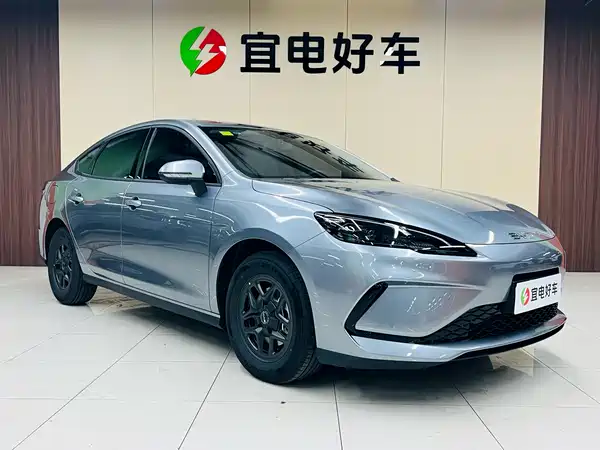 BYD Seal 05 DM-i 2025