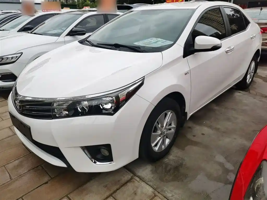 Toyota Corolla 2016 — фото 2