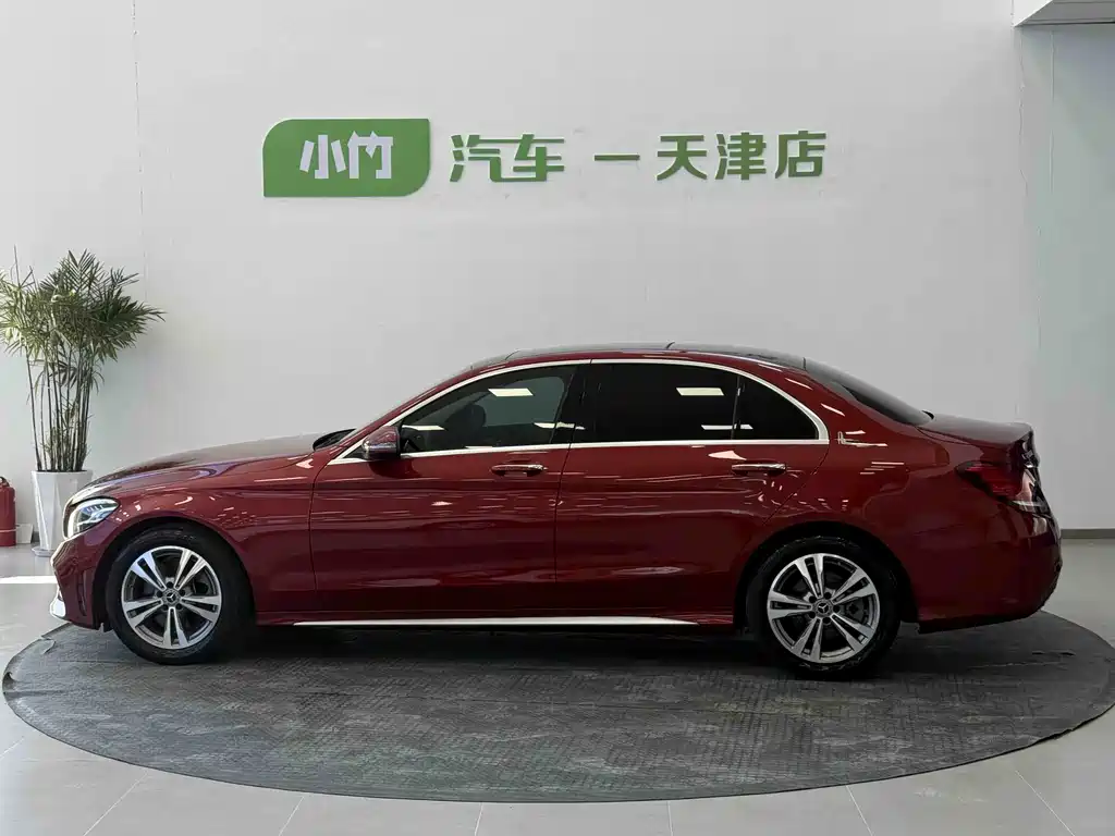 Mercedes-Benz C-Class 2021