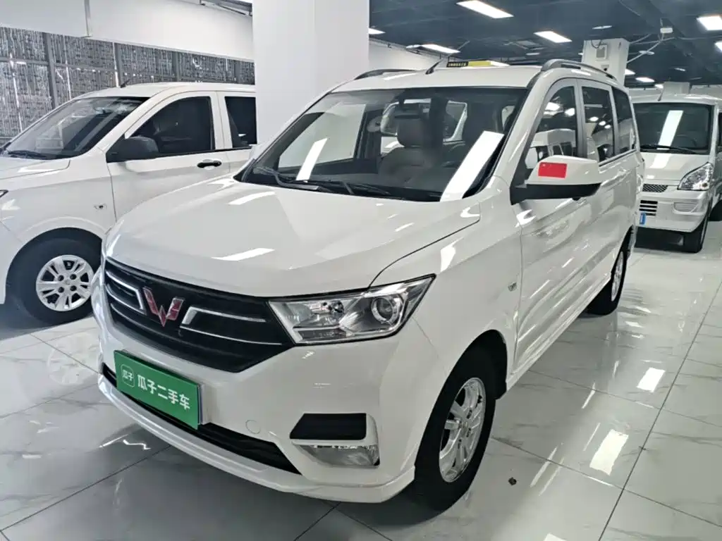 Wuling Hongguang 2019