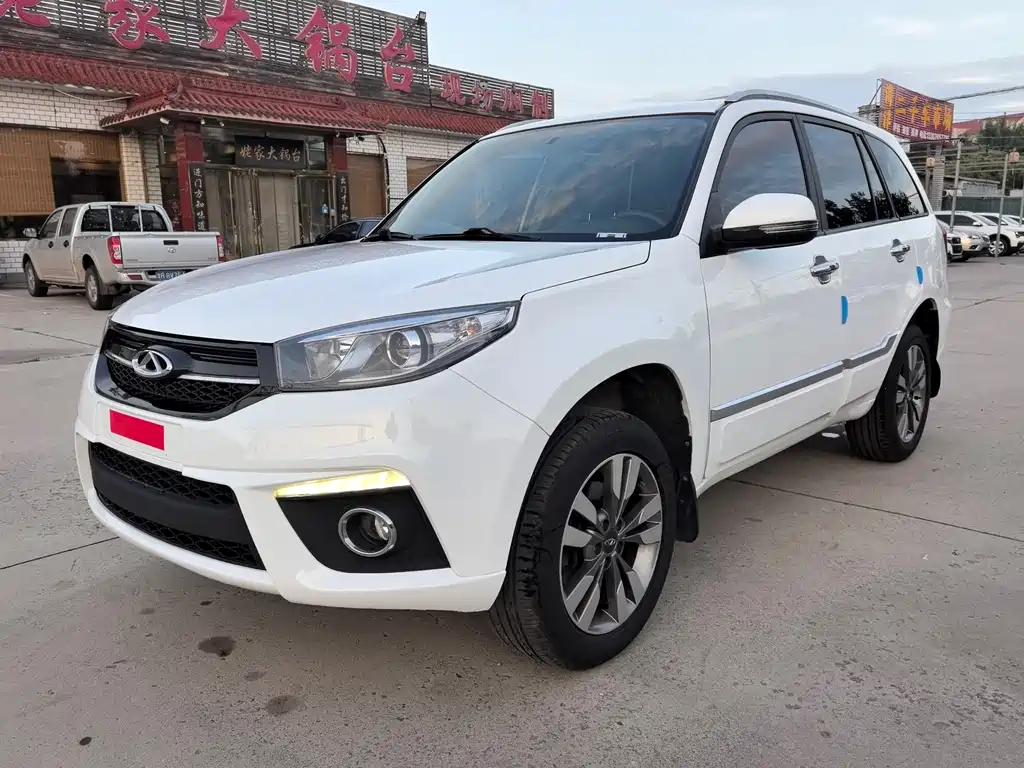Chery Tiggo 3 2017 — фото 1