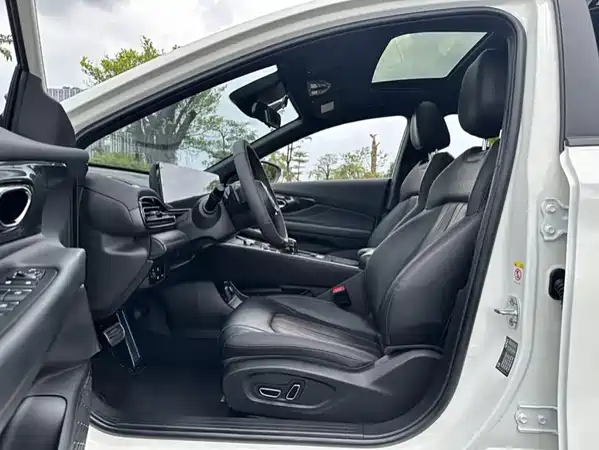 GAC Trumpchi Empow 2022
