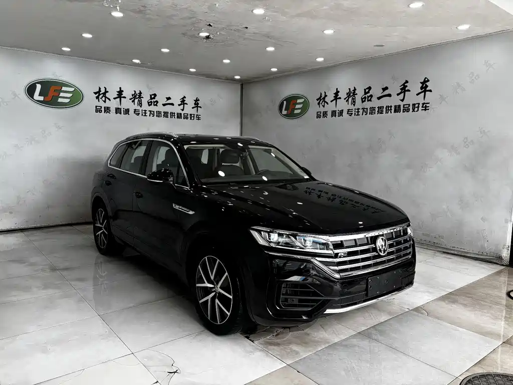 Volkswagen Touareg 2020 — фото 3